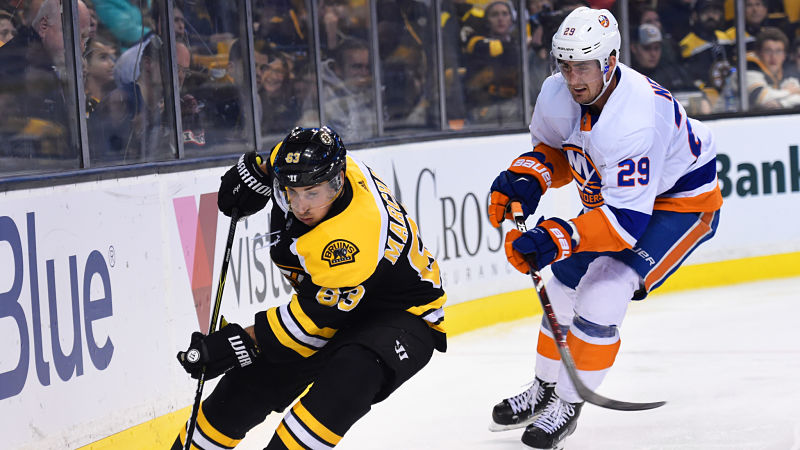 NHL: New York Islanders at Boston Bruins