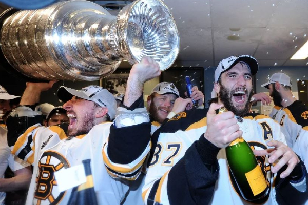 Summer Wedding Bells 2022: Boston Bruins Edition – Black N' Gold Hockey