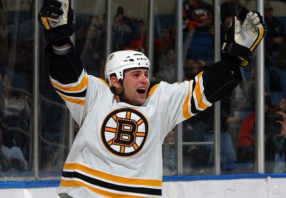 Former Boston Bruins All-Star Marc Savard is back on the ice … as a Minor  Bantam youth hockey coach
