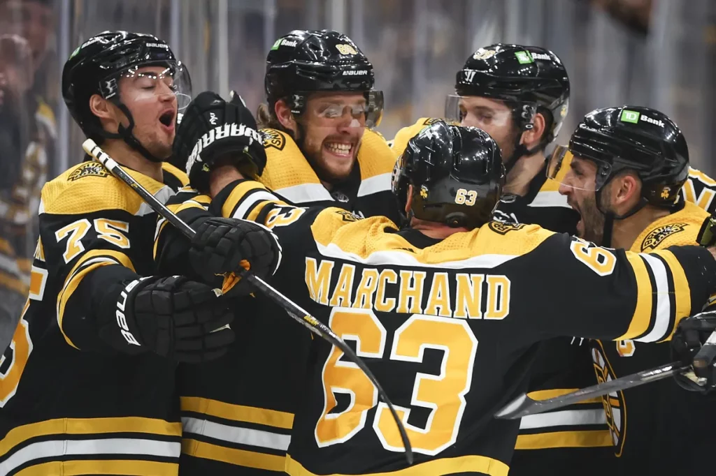 They're kind of a different breed:' Bruins receive high compliments from NHL's  All-Stars - The Boston Globe