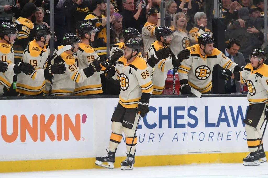 Linus Ullmark Unsure Of Future With Boston Bruins – Black N' Gold Hockey